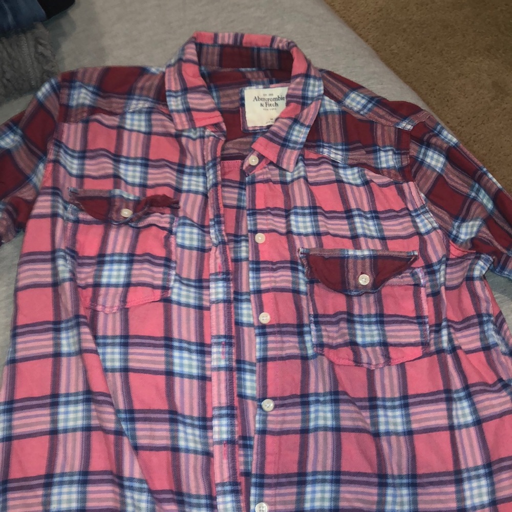Red and light red ombré flannel from Abercrombie